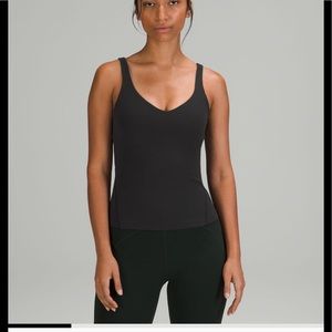 Lululemon align waist-length tank top black size 6